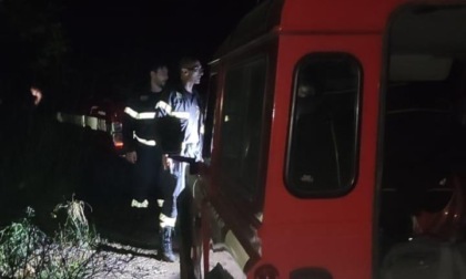 VITERBO: A FUOCO UN CAPANNONE INDUSTRIALE