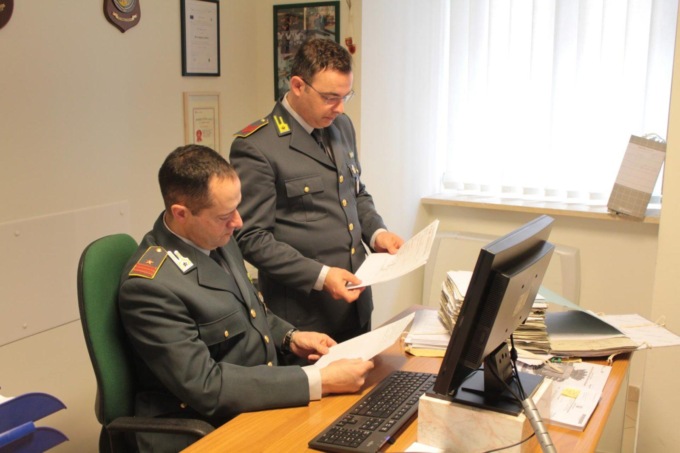 FROSINONE: FALSI CREDITI D’IMPOSTA, SEQUESTRATI 3 MILIONI