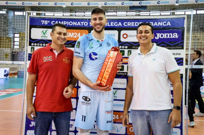 PALLAVOLO SUPERLEGA: TOP VOLLEY CISTERNA-TARANTO 3-0
