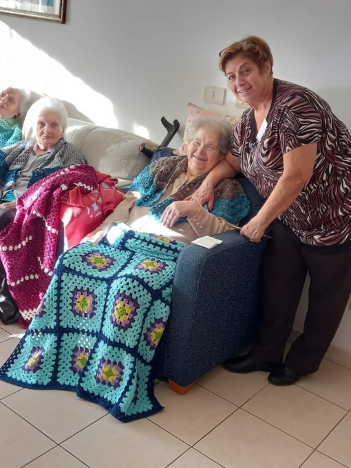 FONDI: “PROGETTO CUORE”, INZIATA LA DISTRIBUZIONE DELLE COPERTE DI LANA