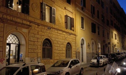ROMA: MUORE DAVANTI CASA A SAN LORENZO, E’ GIALLO