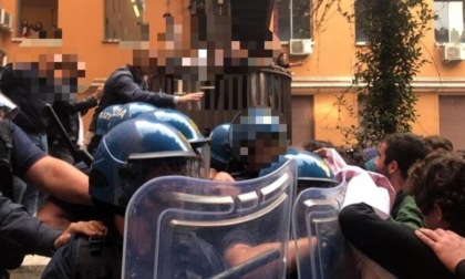 ROMA: SCONTRI STUDENTI – POLIZIA, SAPIENZA OCCUPATA