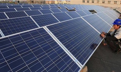 Cina: Tibet, la costruzione di primo progetto fotovoltaico su tetti