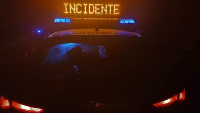 LATINA: AUTO CAPOVOLTA SULLA PONTINA
