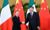 Xi incontra primo ministro italiano Meloni