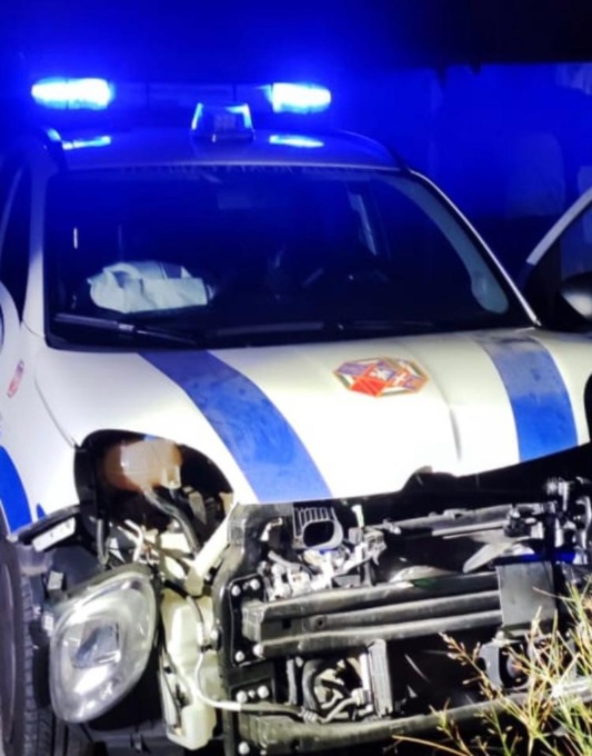 ROMA: AGENTI TRAVOLTI DA UN’AUTO, SI CERCANO I FUGGITIVI