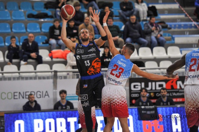 BASKET: LATINA VINCE IL DERBY DI RIETI
