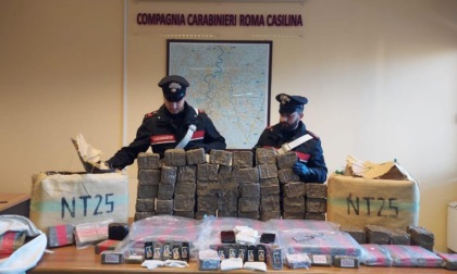 ROMA: NASCONDEVA UN MILIONE DI DOSI DI HASHISH