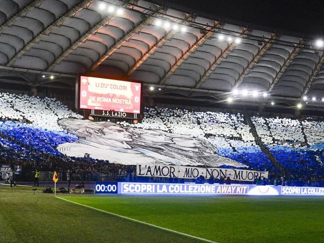 ROMA: DERBY, APERTA INDAGINE SU CORI ANTISEMITI
