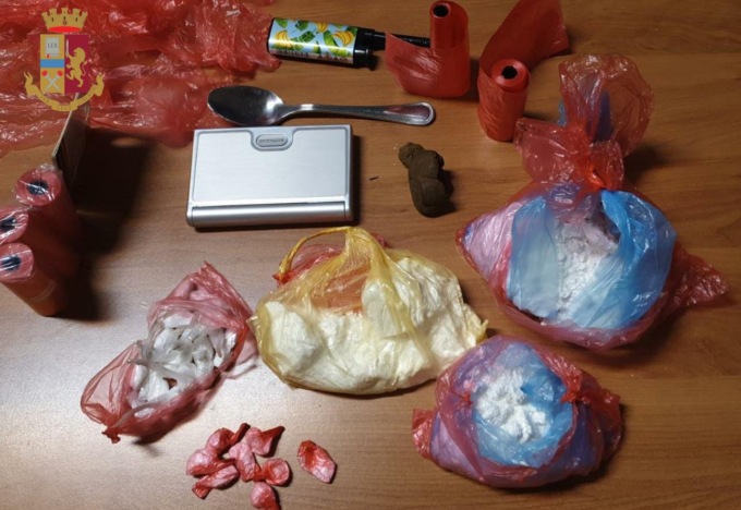 ROMA: DROGA, ALTRA ONDATA DI ARRESTI