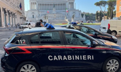 ROMA: HA SFREGIATO IN VOLTO UN UOMO, ARRESTATO