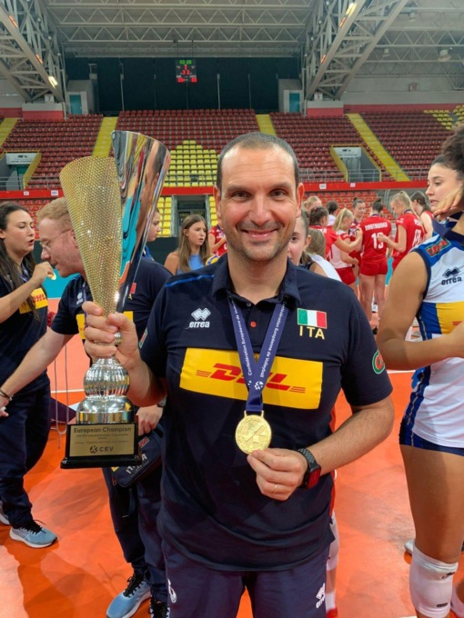 PALLAVOLO A2 FEMMINILE: SANT’ELIA, VIA GIANDOMENICO, ARRIVA GAGLIARDI