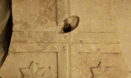 ROMA: LA POLIZIA LOCALE RITROVA E SEQUESTRA UN REPERTO ARCHEOLOGICO