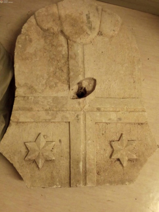 ROMA: LA POLIZIA LOCALE RITROVA E SEQUESTRA UN REPERTO ARCHEOLOGICO