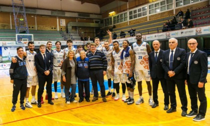 BASKET LEGA DUE: BENACQUISTA LATINA-TORINO 87-77