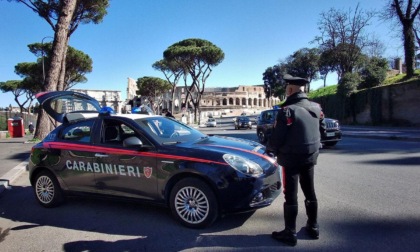 ROMA: CONTROLLI ANTIDROGA, 17 ARRESTI