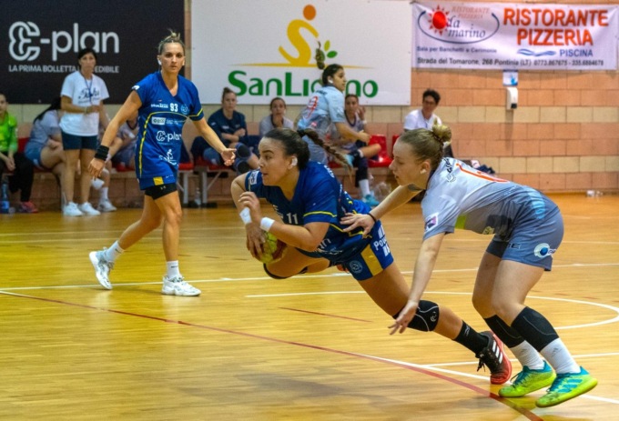 PALLAMANO A1 FEMMINILE: PONTINIA BATTE SALERNO E VOLA AL COMANDO
