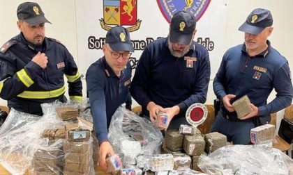 CASSINO: FERMATA IN AUTOSTRADA CON 61 CHILI DI HASHSH