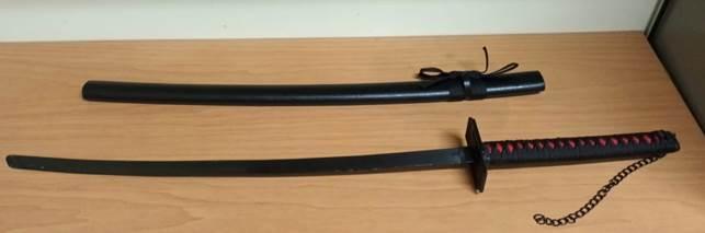 SAN PIETRO INFINE (Caserta): SORPRESO CON UN KATANA IN AUTO, DENUNCIATO