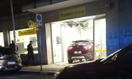 ROMA: SUV COME AUTO ARIETE, COLPO FALLITO