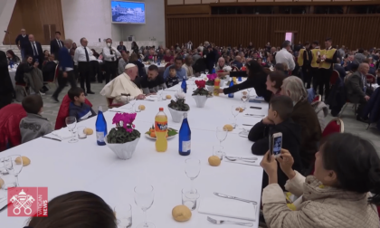 ROMA: PAPA FRANCESCO A PRANZO CON I POVERI