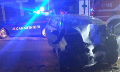 ANZIO: AUTO CONTRO ALBERO, MORTE DUE GIOVANISSIME