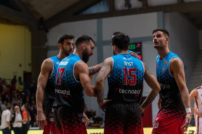BASKET: RIETI SCONFITTA A CREMONA. OGGI IN CAMPO LATINA E STELLA AZZURRA