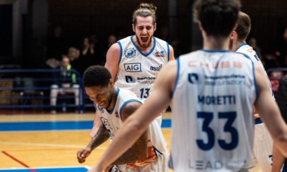 BASKET LEGA DUE: LA BENACQUISTA LATINA BATTE MONFERRATO. RIETI E STELLA AZZURRA KO