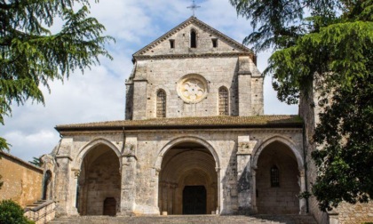 VEROLI: GLI AUGURI DALL’ABBAZIA DI CASAMARI