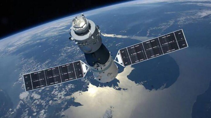 CINA: NAVICELLA SHENZHOU-14 SI SEPARA DA COMPLESSO STAZIONE SPAZIALE
