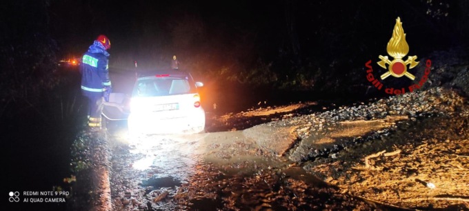 RIETI: MALTEMPO, FRANA SU UN’AUTO