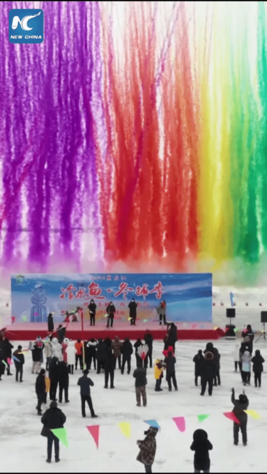 Cina: la vita in inverno dell’etnia Hezhe