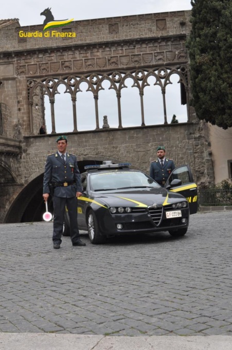 CIVITA CASTELLANA: SEQUESTRATO IMPIANTO DI DISTRIBUZIONE CARBURANTI