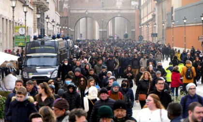 ROMA: FUNERALI RATZINGER, AMA AL LAVORO