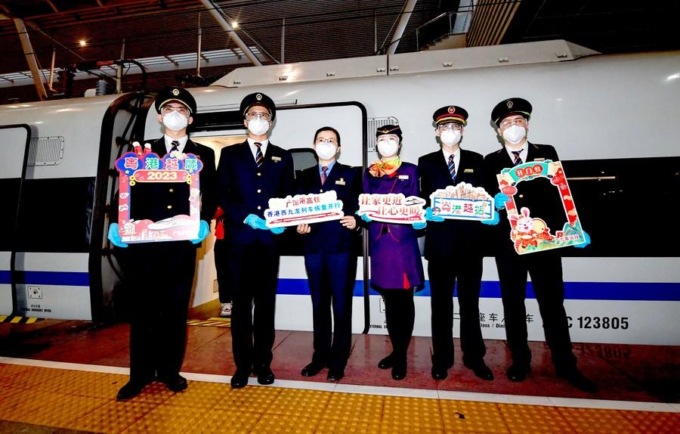 Ferrovia alta velocità Hong Kong-Cina continentale torna operativa