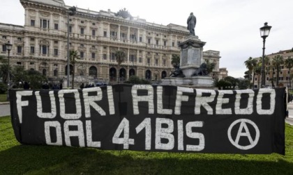 ROMA: ANARCHICI, INCENDIATE 5 AUTO