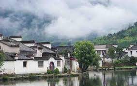 <strong>CINA: CLINICA MOBILE TUTELA LA SALUTE NEI VILLAGGI NELL’ANHUI</strong>