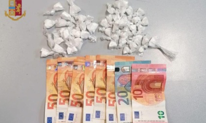 ROMA: DIECI SPACCIATORI IN MANETTE, SEQUESTRATI SOLDI E DROGA