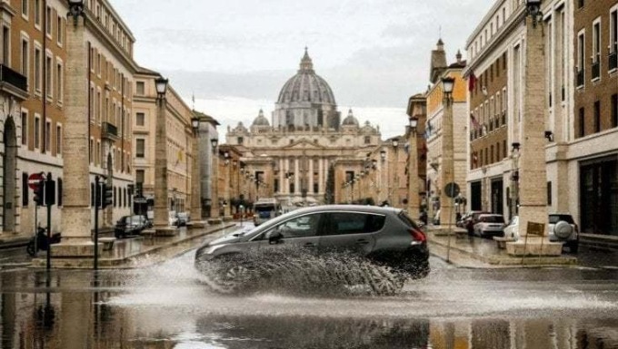 ROMA: PIOGGE E TEMPORALI, TRAFFICO NEL CAOS