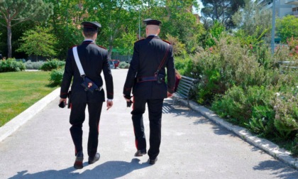 ROMA: CONTROLLI ANTIDROGA, 12 ARRESTI