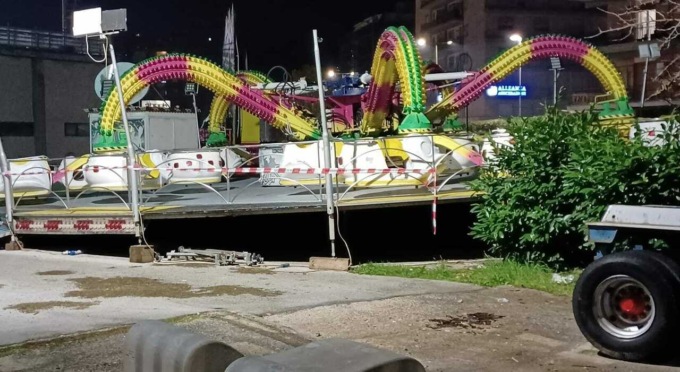 FROSIONE: 14ENNE CADE DALLA GIOSTRA, E’ GRAVE