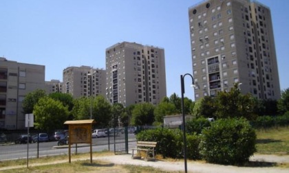 ROMA: SPARA DALL’AUTO A TOR BELLA MONACA, FERMATO