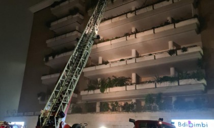 ROMA: CAPODANNO DI FUOCO, 60 AUTO DISTRUTTE