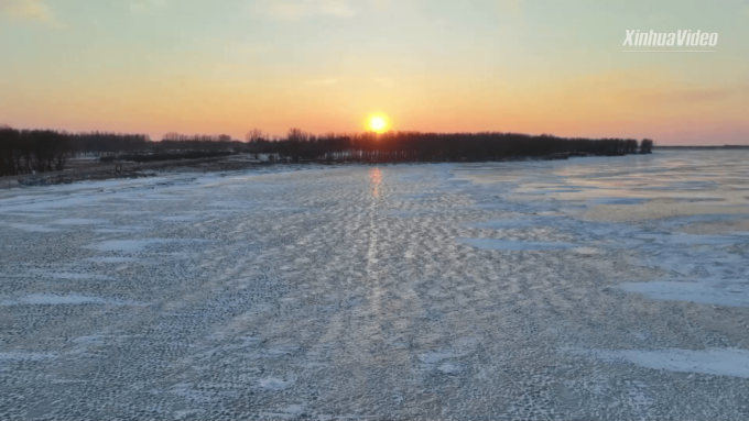 Cina: nello Jilin apre un parco a tema palle di ghiaccio