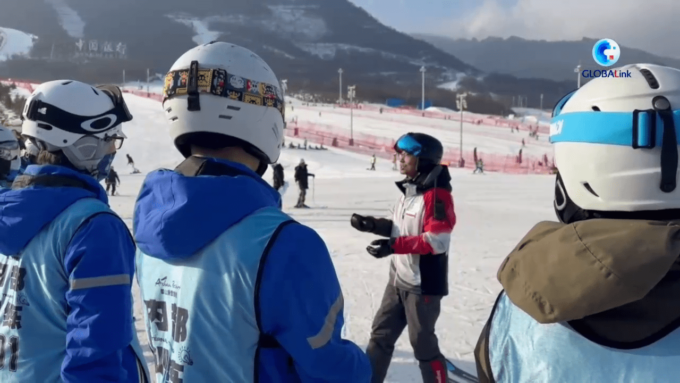 Cina: logistica delle attrezzature da sci prova l’entusiasmo per lo sport