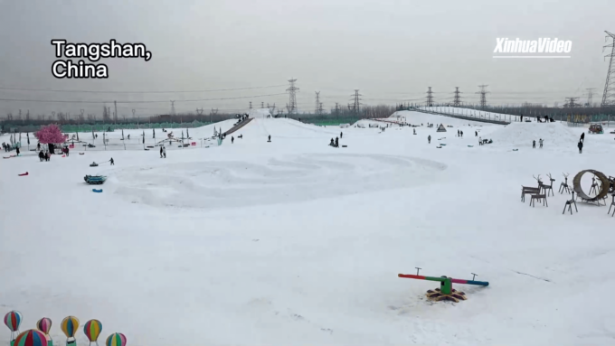 Cina: festa invernale nell’Hebei attira turisti