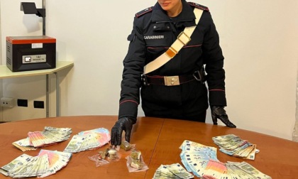 ARDEA: DROGA E DENARO IN CASA, ARRESTATA COPPIA DI 20ENNI