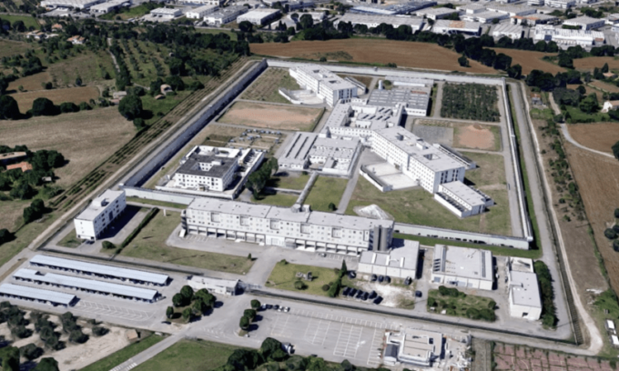 VITERBO: VIOLENZA IN CARCERE, FERITI TRE AGENTI