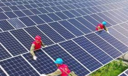 Cina: industria fotovoltaica registra robusta espansione nel 2022