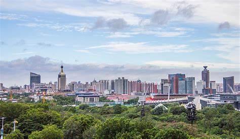 Cina: ceramiche Tang tricolori rinvenute nello Shandong